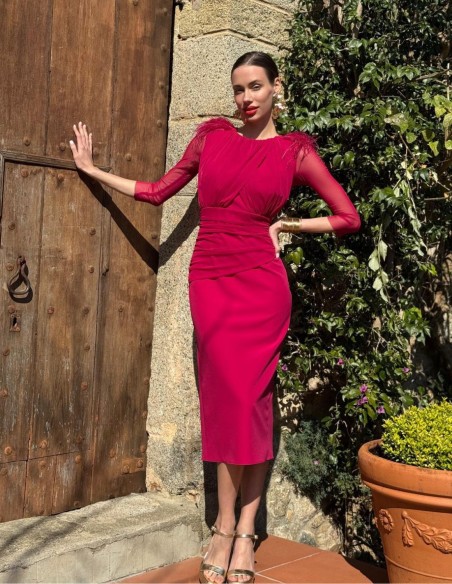 Vestido midi drapeado con manga francesa para invitada boda de día