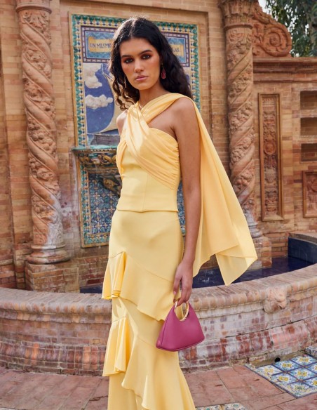 Falda larga de talle alto con detalle de volantes y vuelo