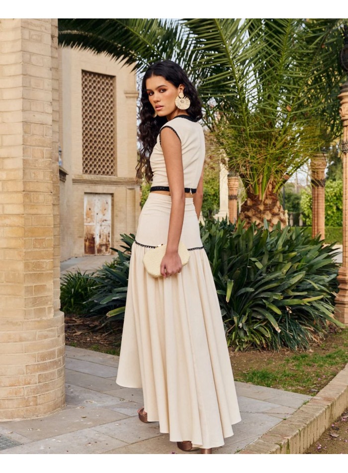 Top en lin beige et noir avec encolure en V