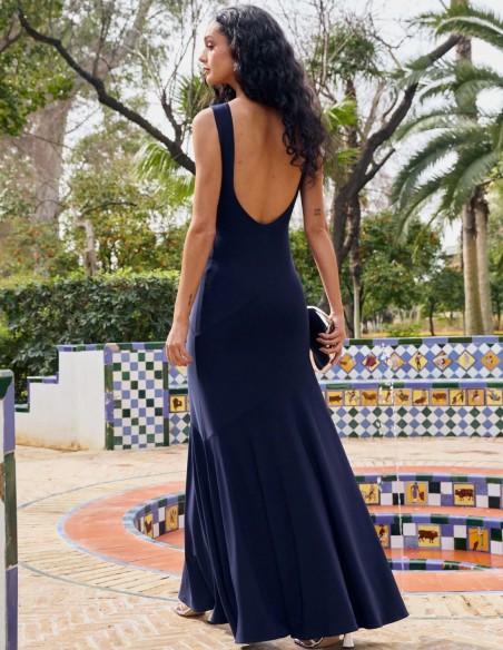 Vestido midi azul marino con escote redondo