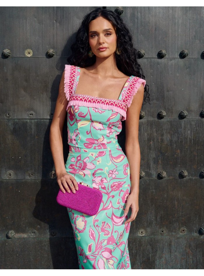 Top corto con tirantes ancho decorado y escote cuadrado para graduacion