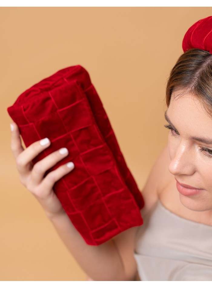 Sac à main rouge en velours entrelacé