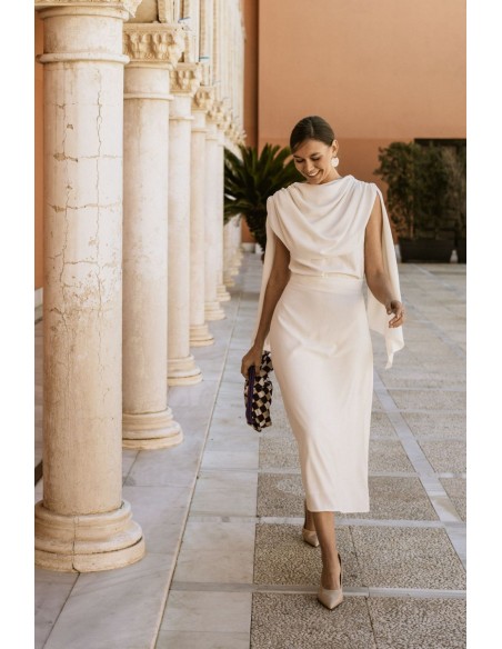 Raw flared midi skirt