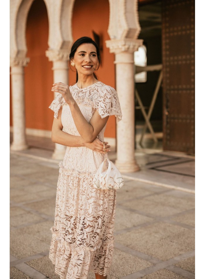 Robe midi en dentelle rose perle avec volants