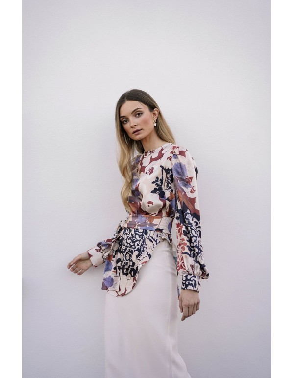 Top estampado tipo blusa con bajo asimétrico y lazada para eventos 2