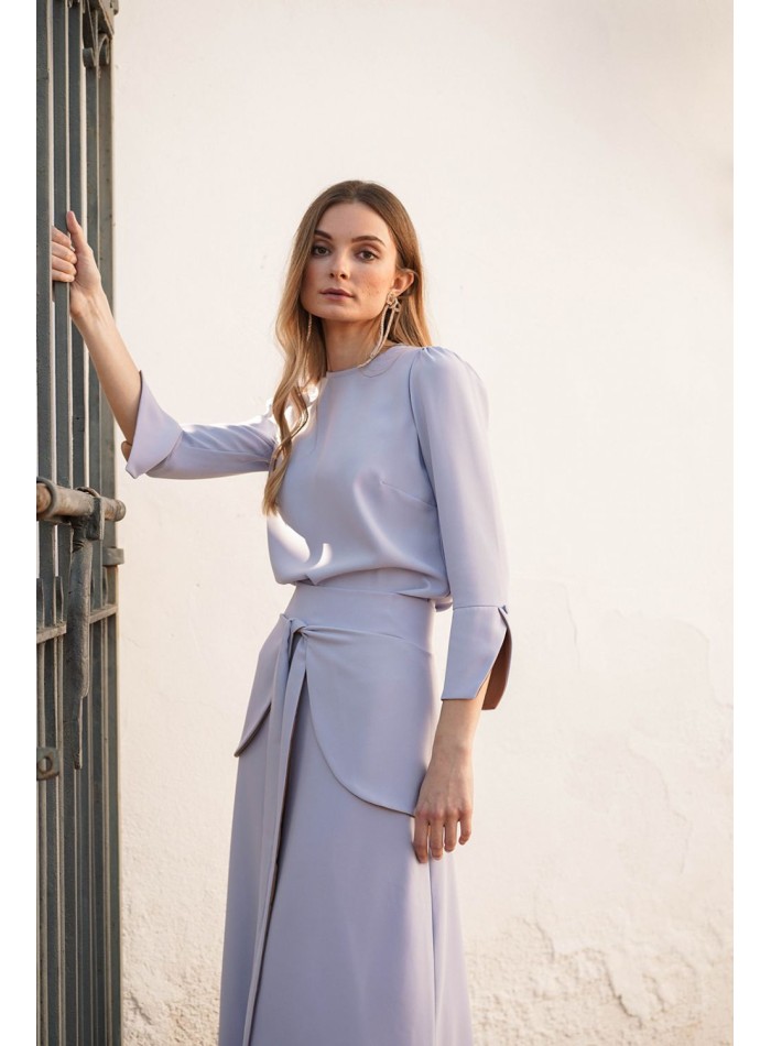 Top in lavender color with cuff detail