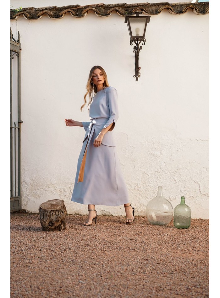 Top de couleur lavande avec manchettes