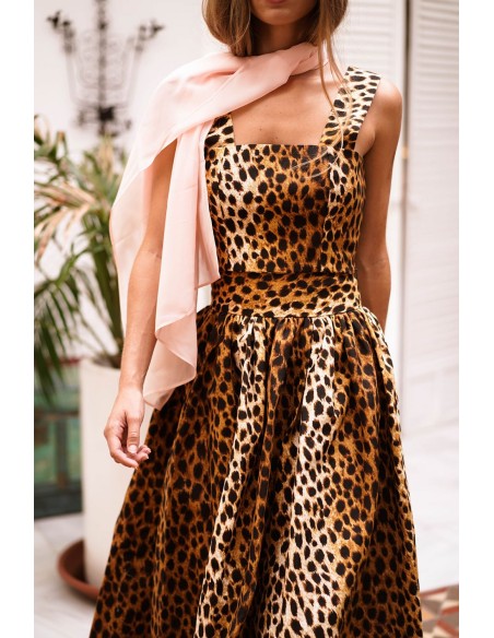 Top de tirantes anchos estampado leopardo para ocasiones especiales