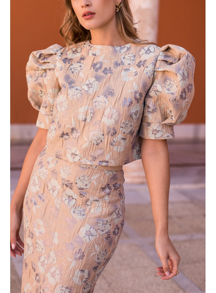 Top brocado de flores con manga corta abullonada para bodas