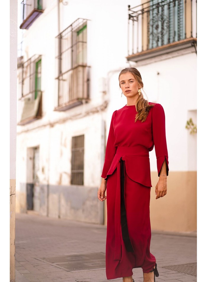 Jupe midi rouge évasée avec volants et laçage