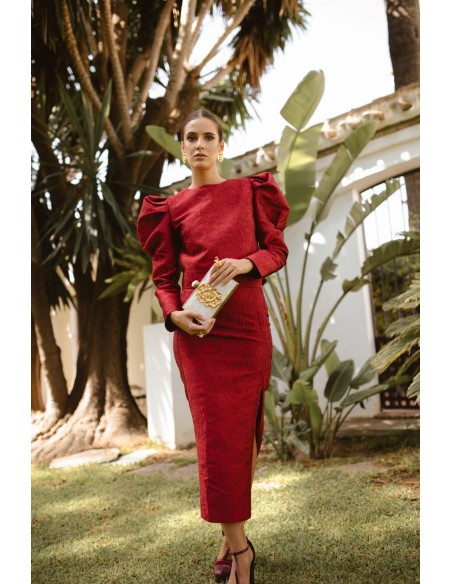 Falda midi de invitada con brocado de flores burdeos