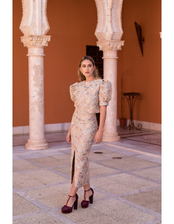 Brocaded floral midi skirt with side slit 2