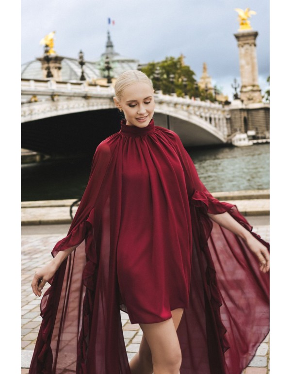 Robe courte en mousseline de soie bordeaux avec manches... 2