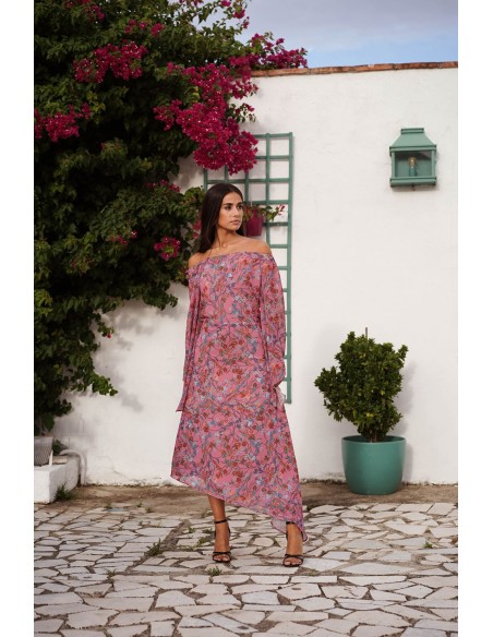 Vestido asimétrico de gasa rosa con estampado floral para eventos