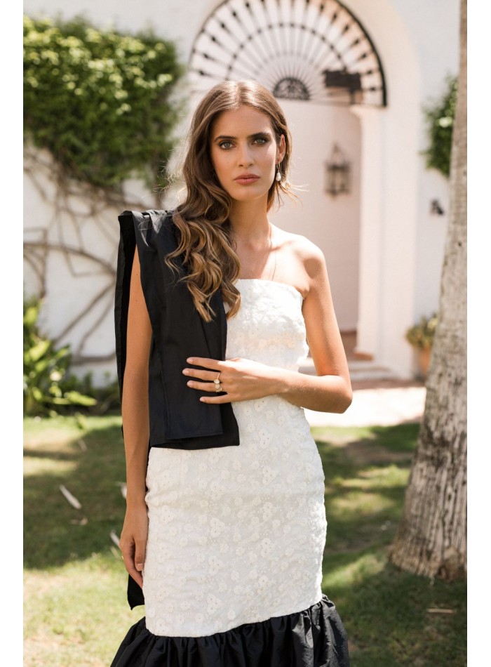 Vestido largo palabra de honor blanco y negro para eventos especiales