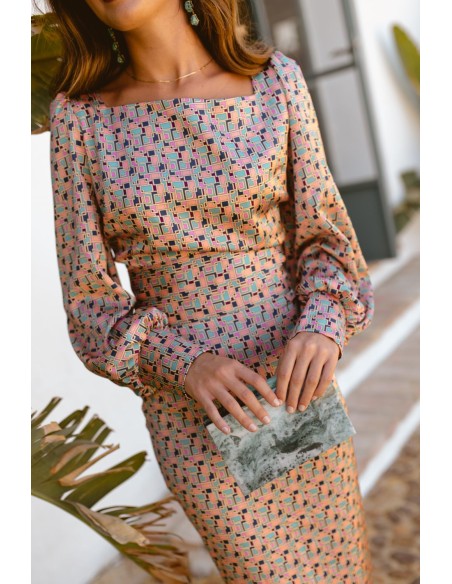 Multicolor top with geometric print and long sleeves