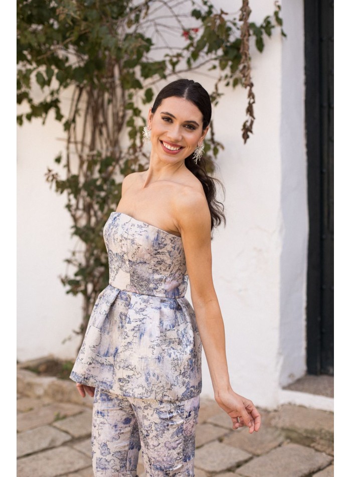 Top peplum palabra de honor en brocado para ocasiones especiales