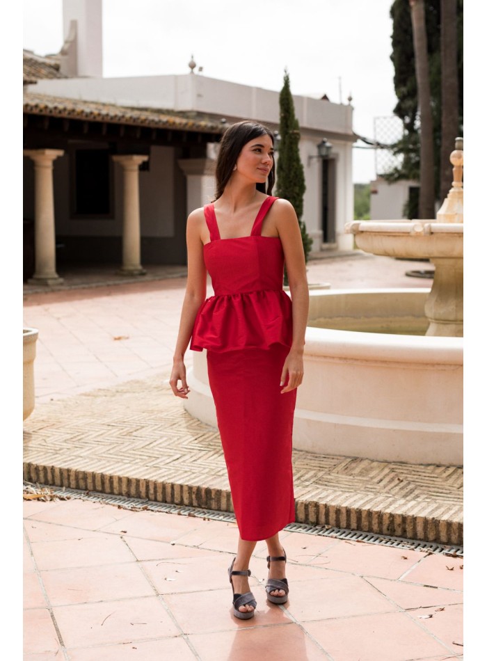 Straight midi skirt in red taffeta
