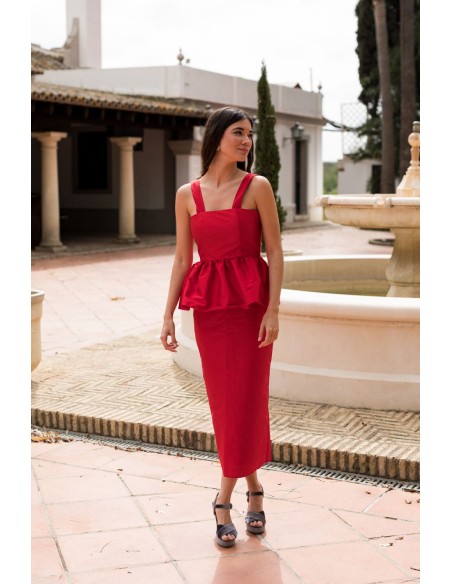 Straight midi skirt in red taffeta