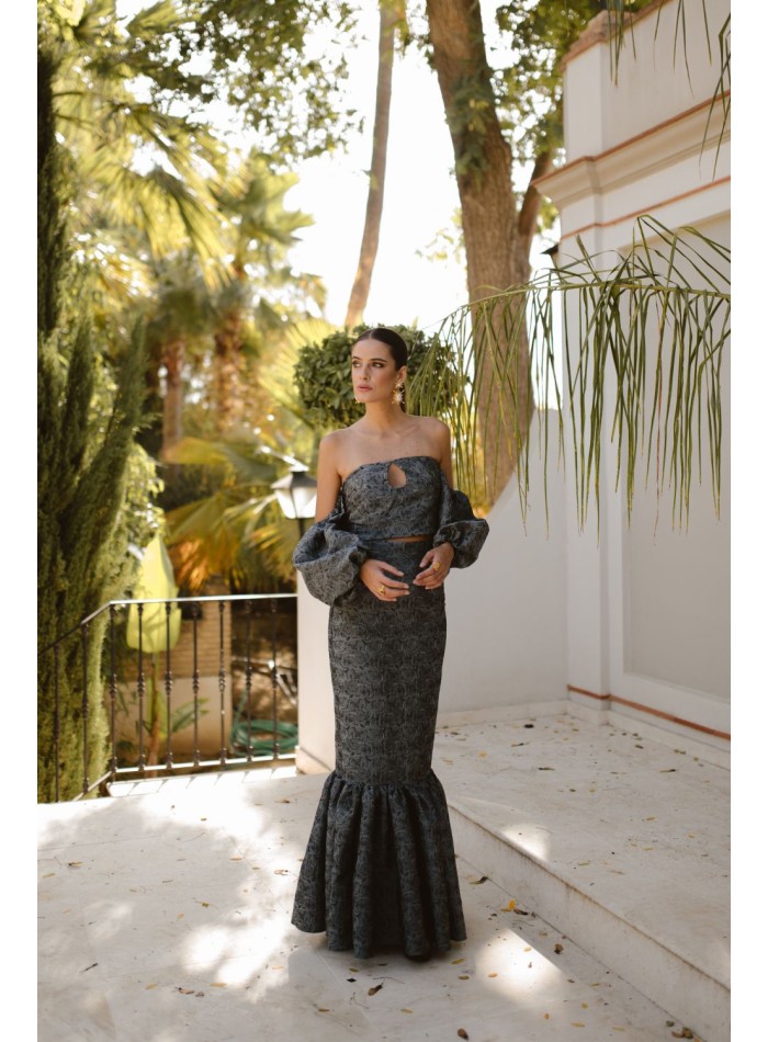 Jupe longue à volants en brocart gris et noir