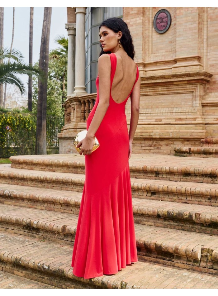 Vestido largo para invitada con manga sisa y...