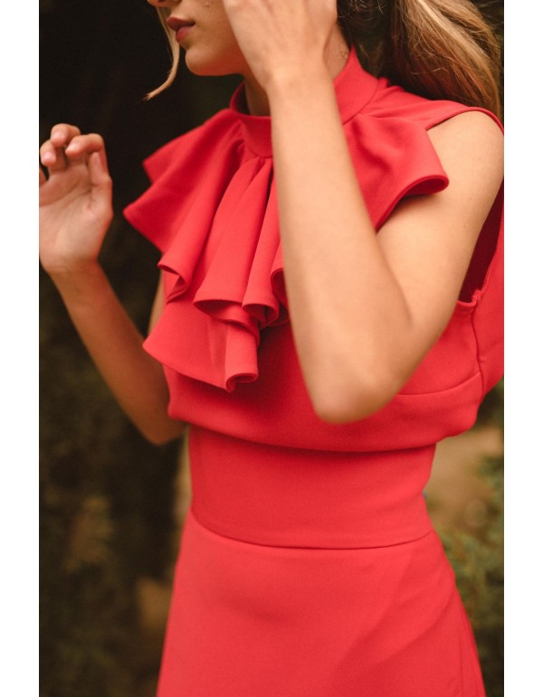 Red sleeveless top with ruffled collar 2