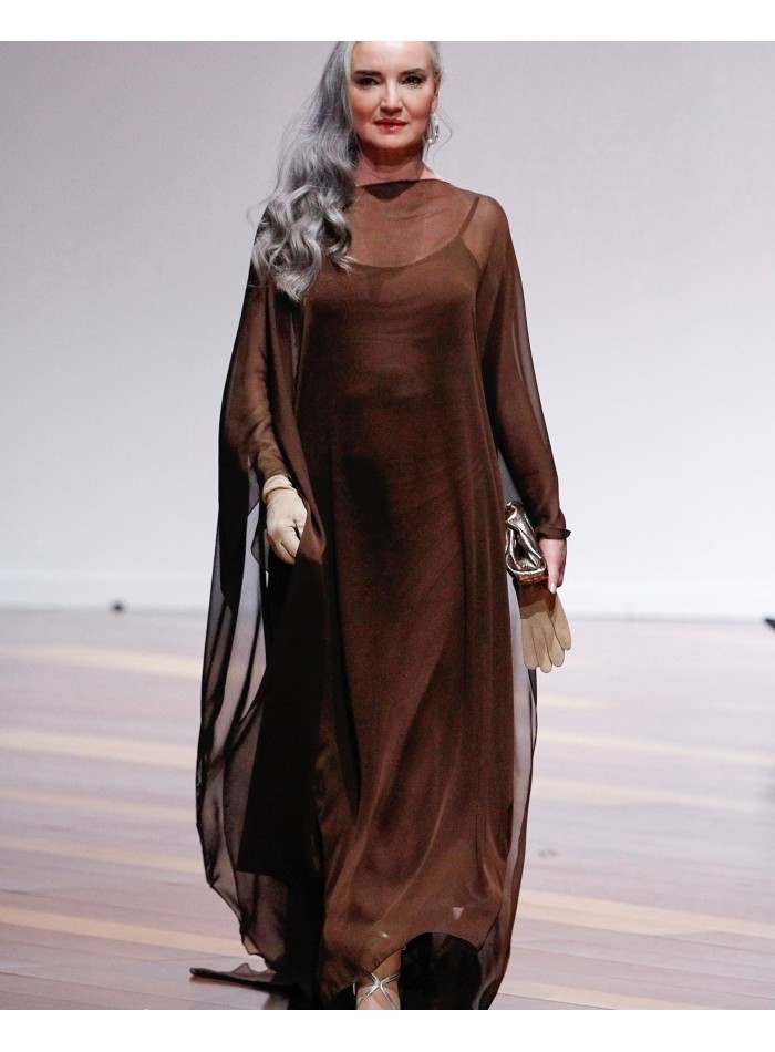 Robe midi à bretelles en lingerie marron chocolat