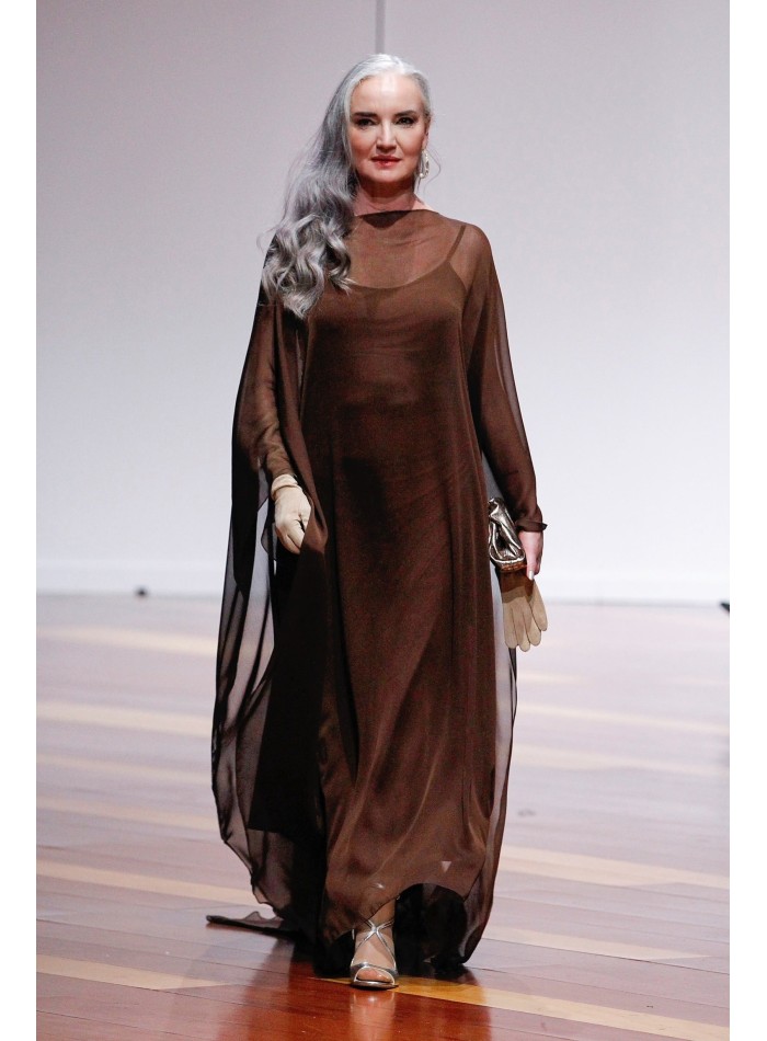 Robe midi à bretelles en lingerie marron chocolat