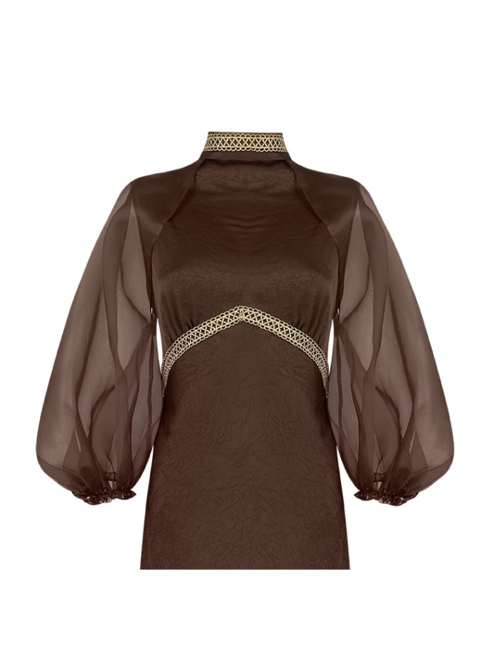 Mangas de organza marrón chocolate para graduaciones