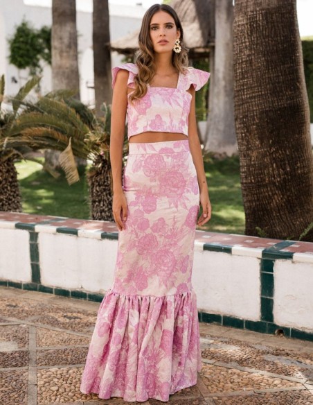 Falda larga rosa brocada con maxi volantes