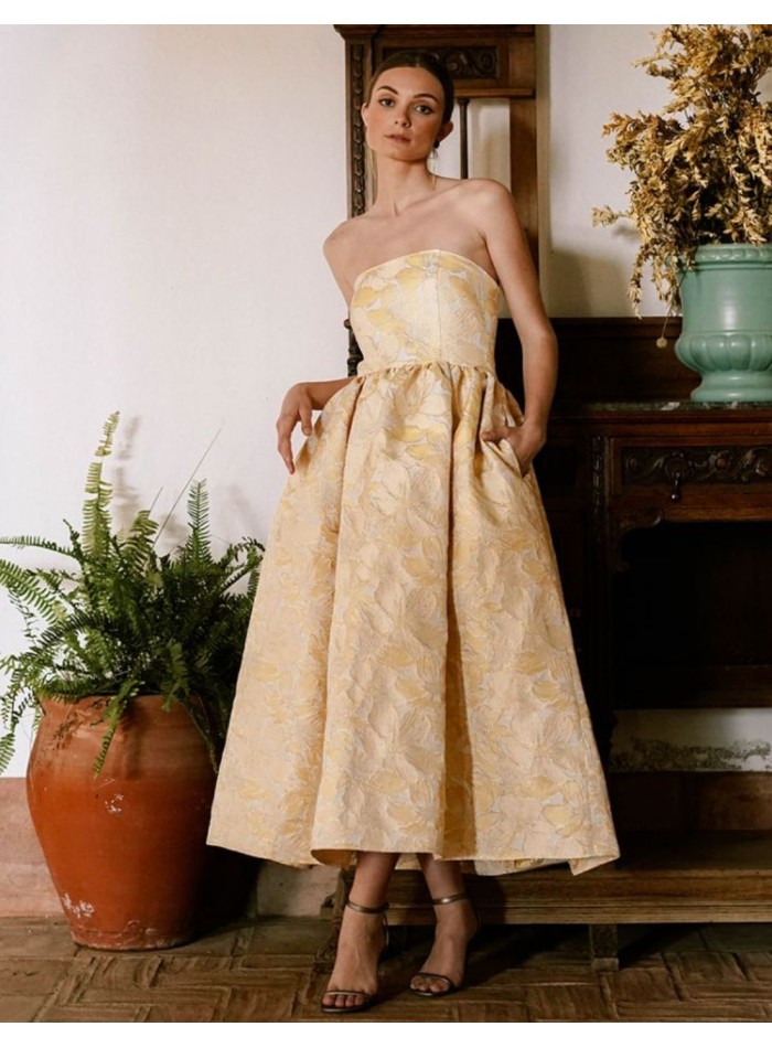 Yellow strapless midi dress with pockets