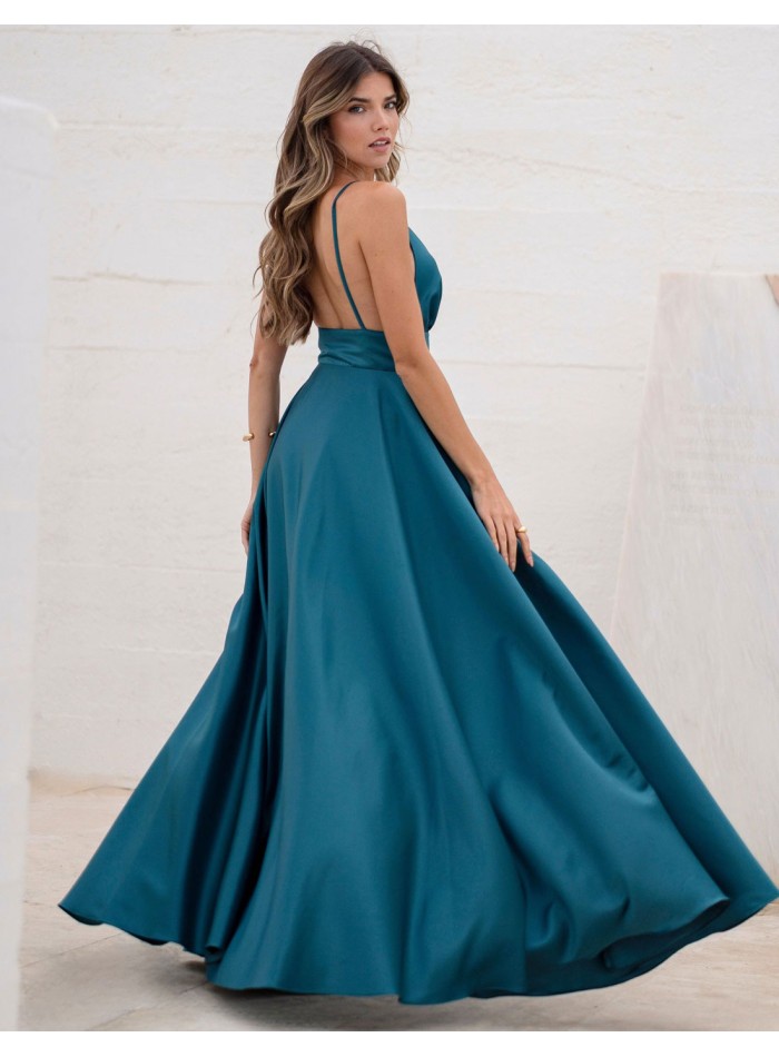 Robe princesse turquoise avec décolleté plongeant