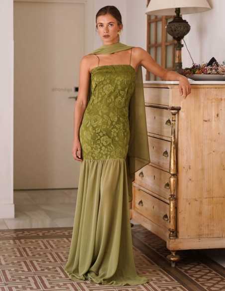 Robe longue en dentelle vert olive avec jupe en mousseline de soie