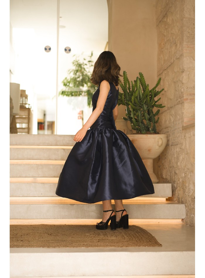 Robe de soirée midi bleu marine avec volant...