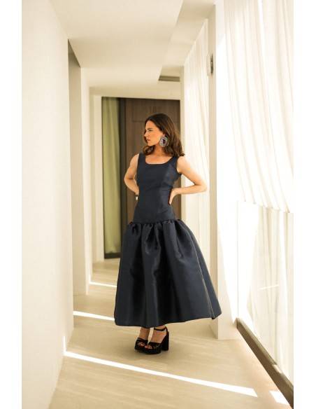 Robe de soirée midi bleu marine avec volant maxi mikado