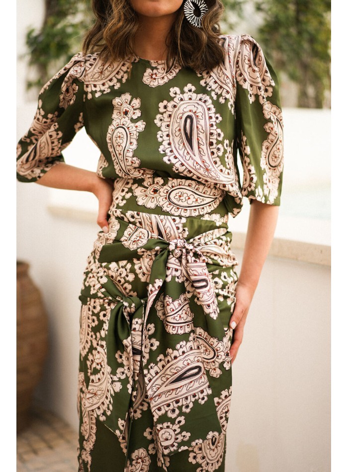 Top manga corta con estampado verde étnico para ocasiones especiales