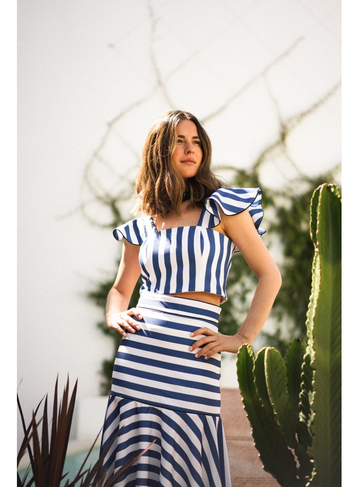 Top de tirante con rayas y volantes