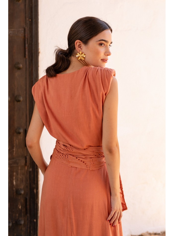 Tenue d'invité en lin avec laçage