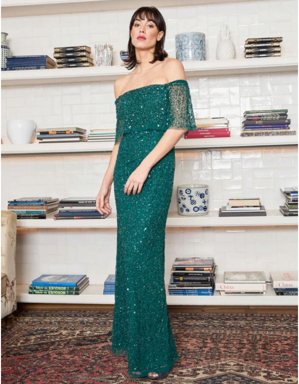 Vestido verde largo de fiesta escote bardot con pedreria