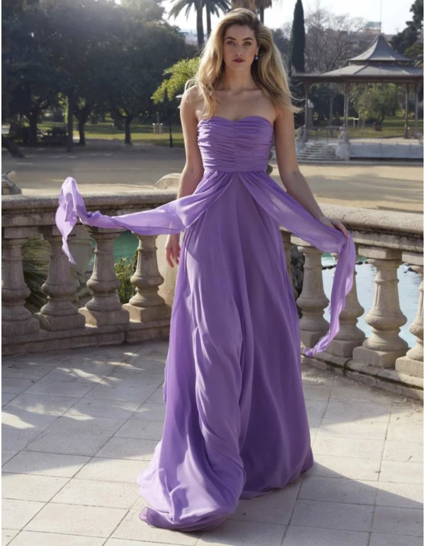 Vestido de fiesta largo con escote multiposición y tejido fluído