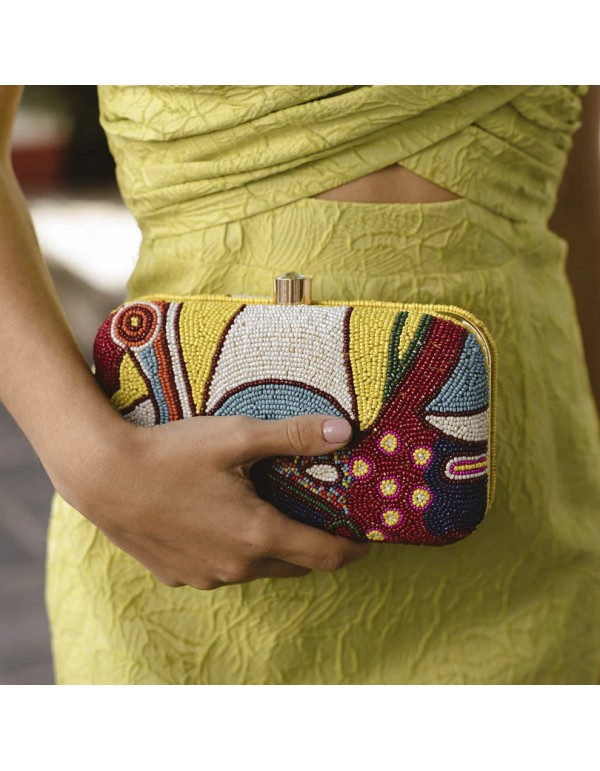 Sac brodé à la main avec des perles colorées 2