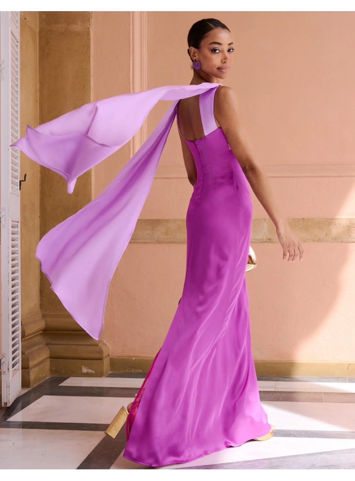 Robe de soirée longue bicolore avec encolure...