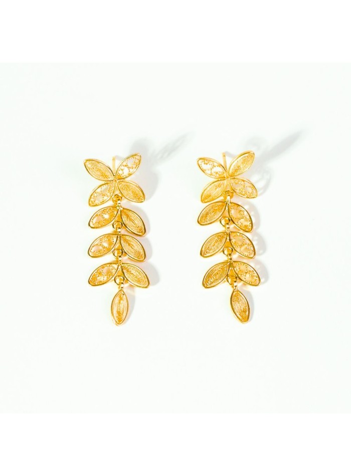 Longues boucles d'oreilles de fête en feuilles...