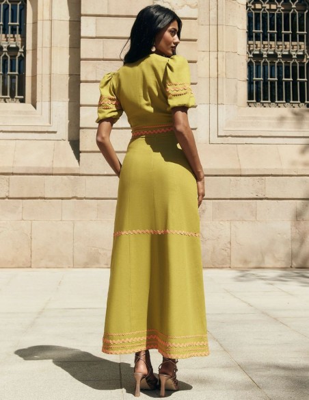 Falda midi de fiesta verde oliva con caída fluida y cintas decorativas