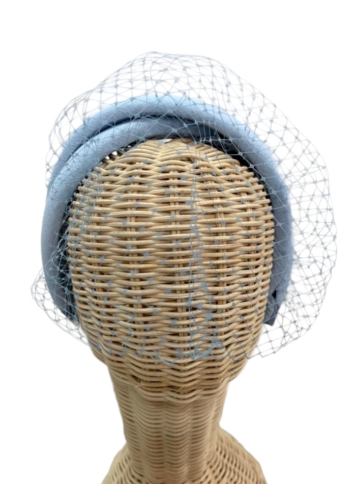 Light blue double guest headband with lattice veil
