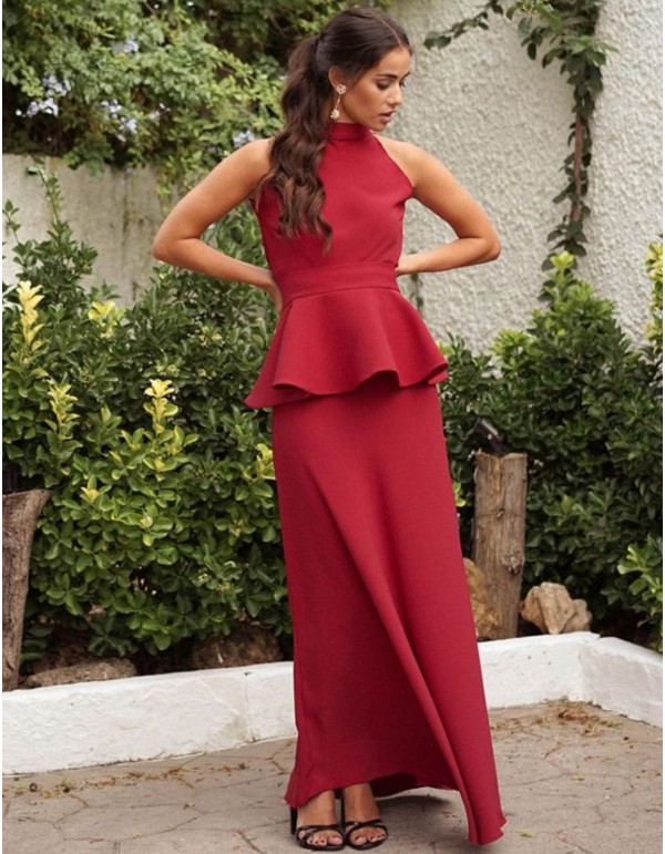 Vestido largo de invitada con cinturón estilo peplum