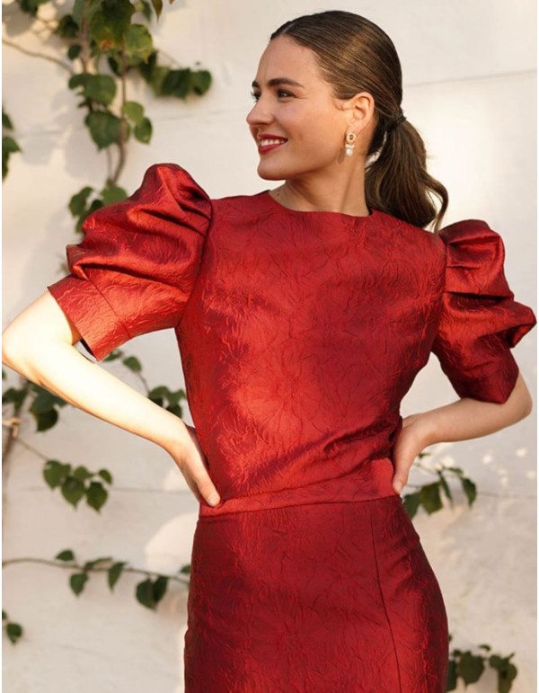 Brocade guest top with short puffed sleeves