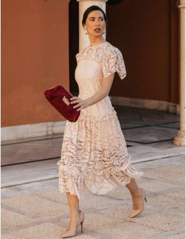 Pearl pink midi lace midi dress with ruffles