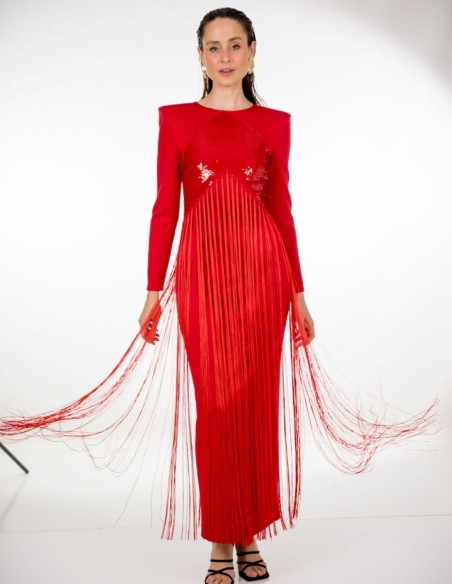 Vestido midi rojo con lentejuelas y flecos