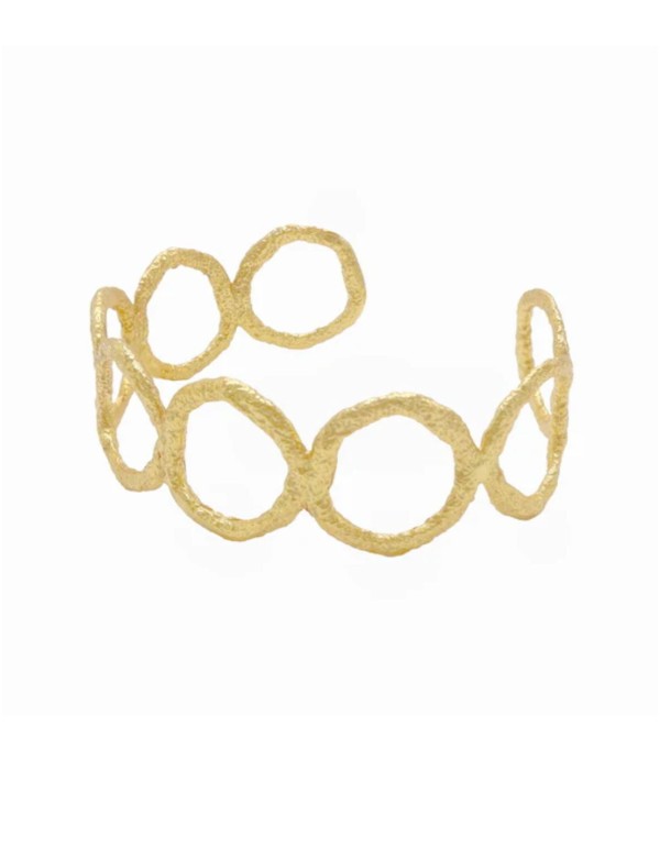 Gold plated bracelet with circumference design